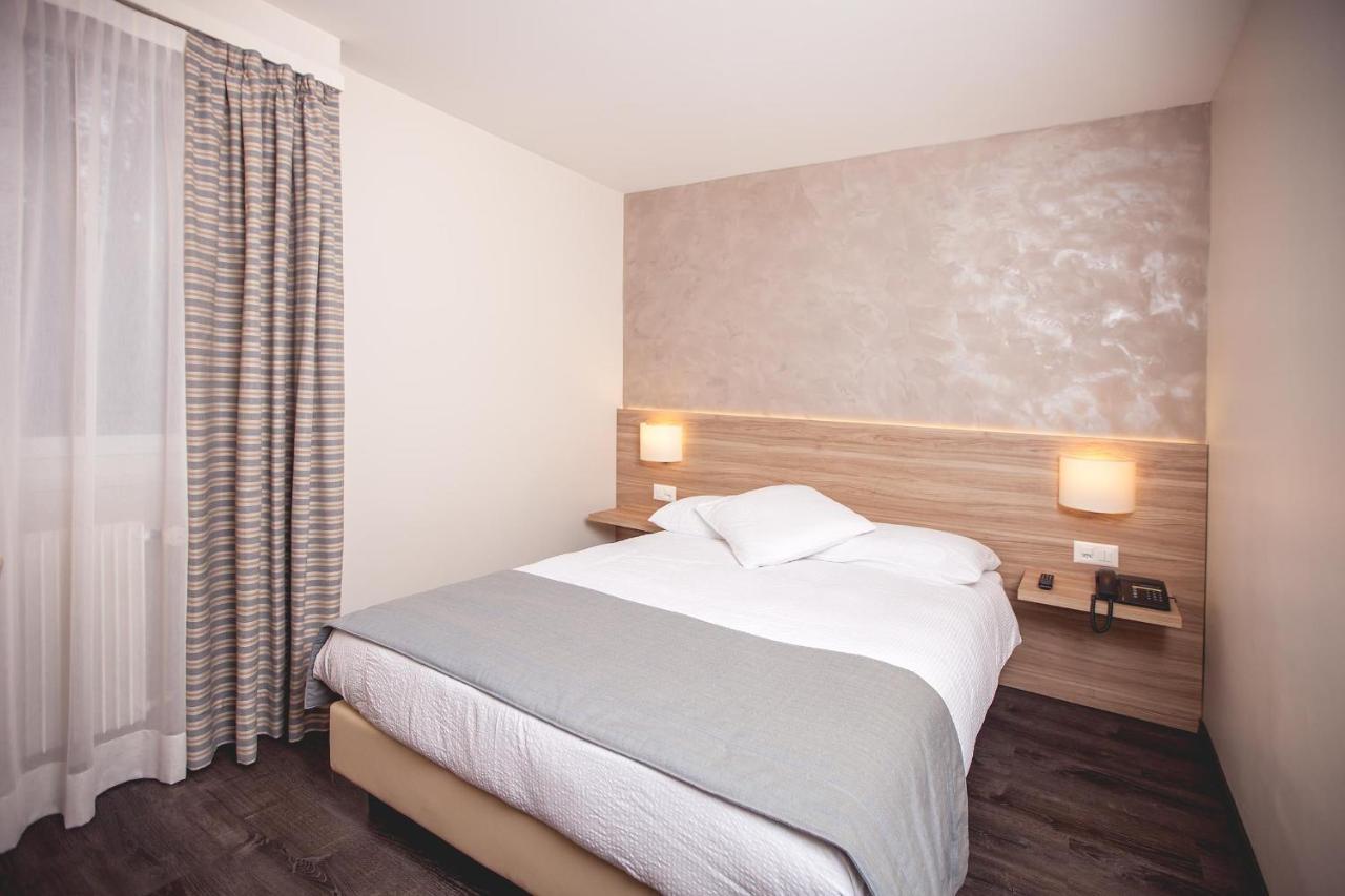 Hotel De Chailly Montreux Bagian luar foto